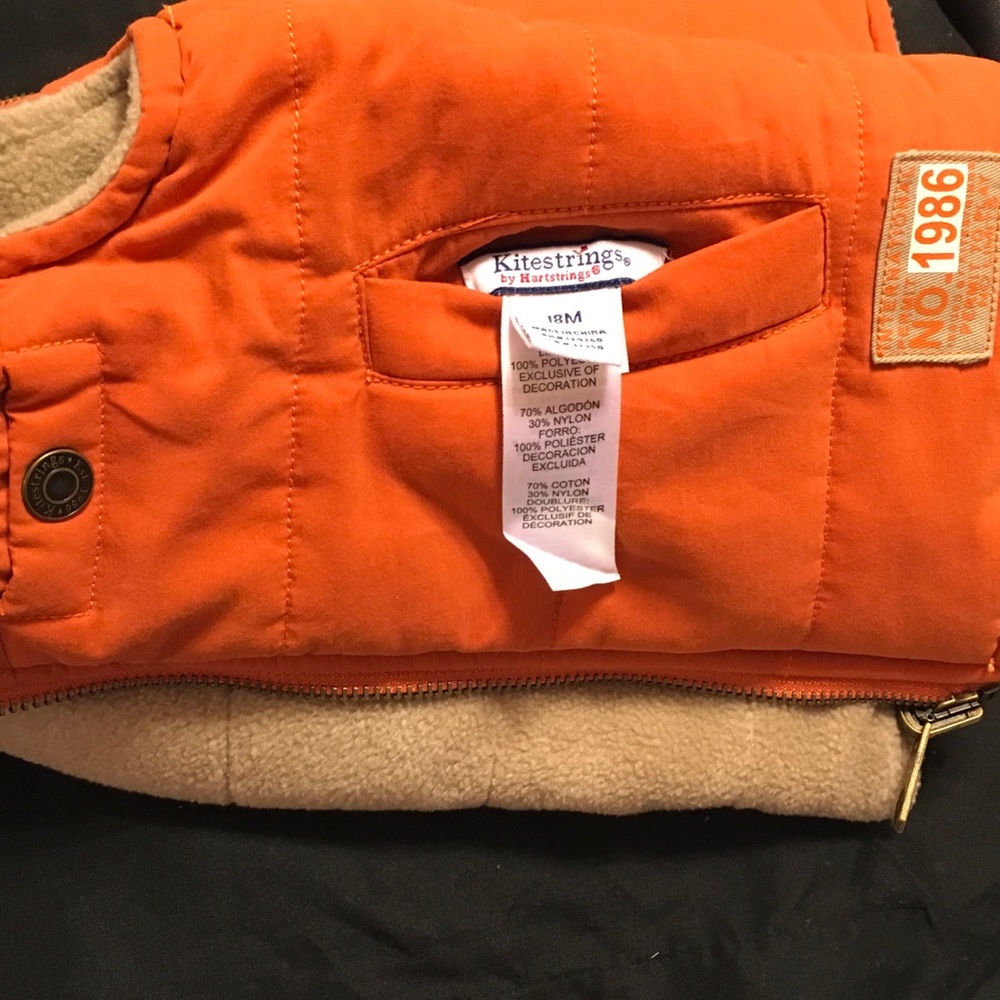 Vest - Picture 3 of 3