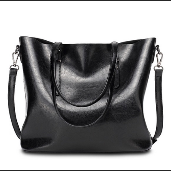 SOLD SOLD SOLD Season IV Asset's Rumor black Tote. - Picture 1 of 2