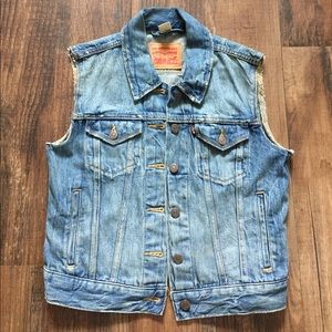 Levi denim vest