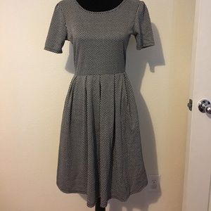 LulaRoe Amelia- jacquard