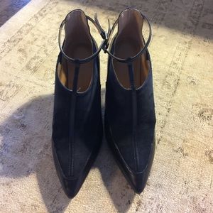 Banana Republic Heels
