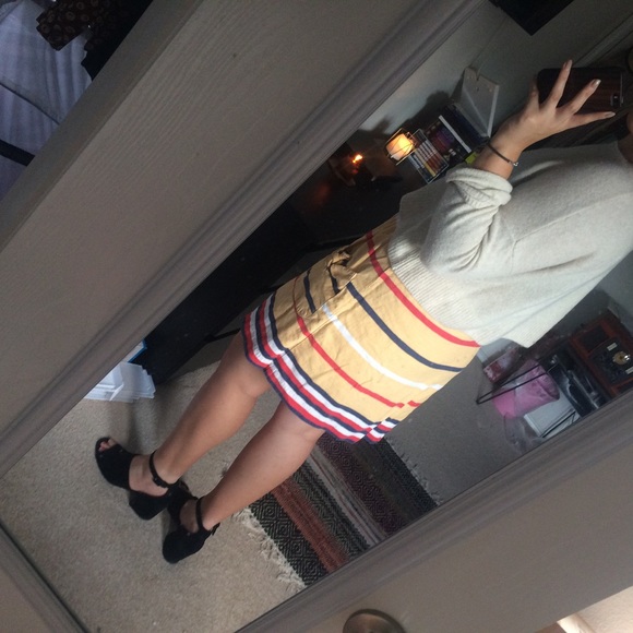 UO Button Down Striped Yellow Skirt - Picture 6 of 6