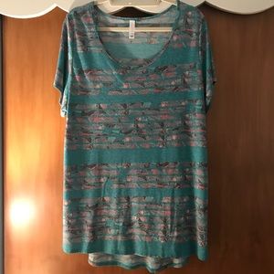 Lularoe 2xl classic t