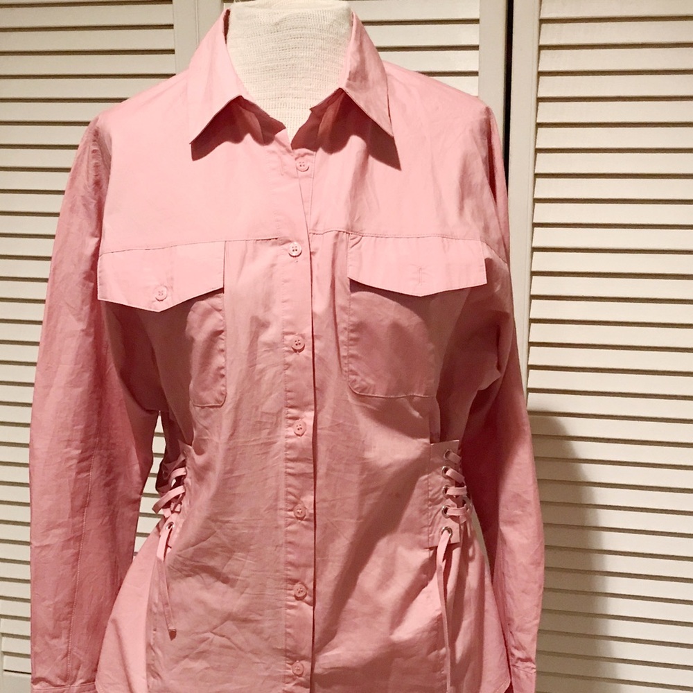 🌸 GORGEOUS TOP🌸 - Picture 2 of 8