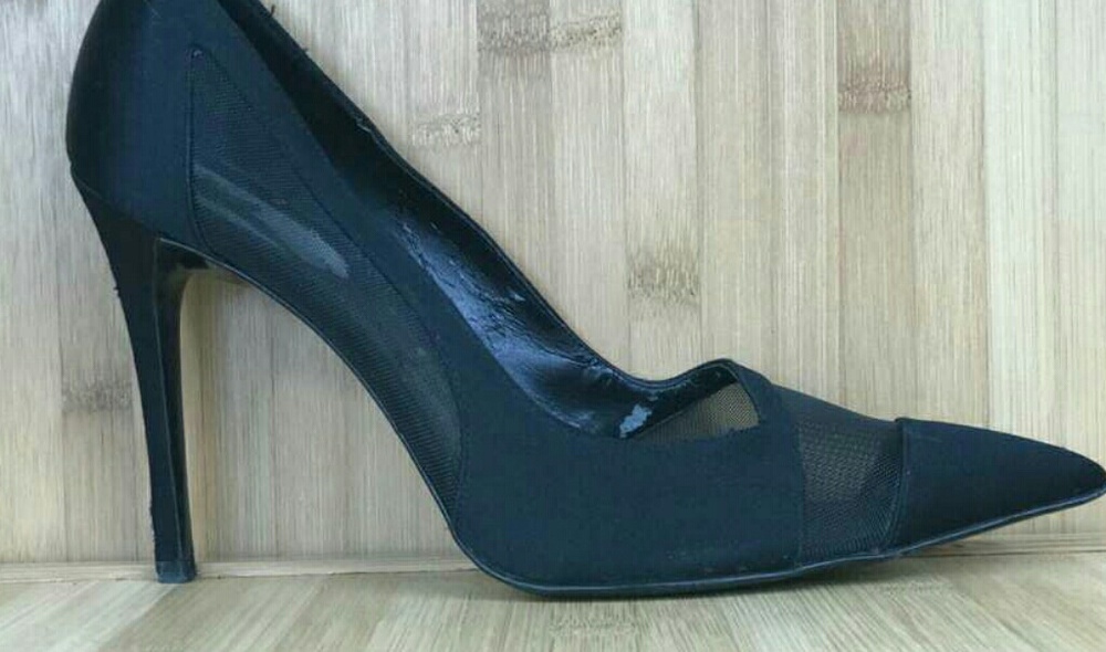 ✨sale✨Stella McCartney Black Satin Mesh Pumps