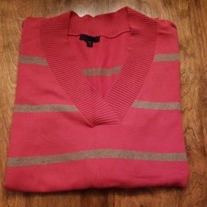✌✌✌Pink & Gray V Neck Sweater