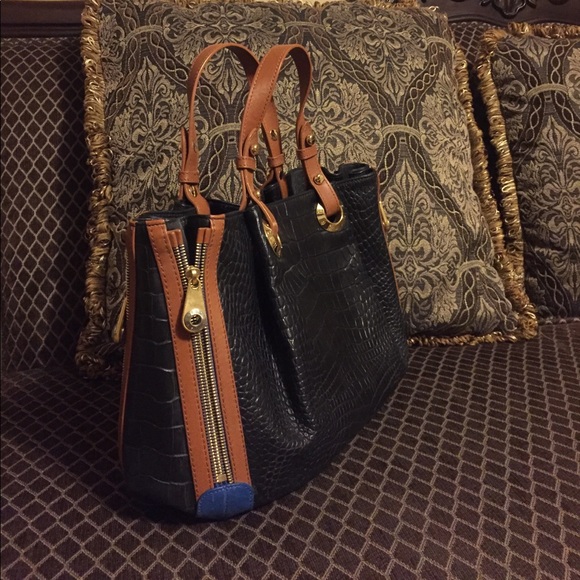 Henri Bendel handbag large - Picture 3 of 5