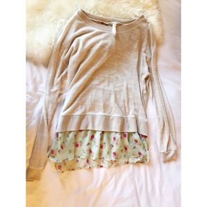 Xhilaration light weight sweater