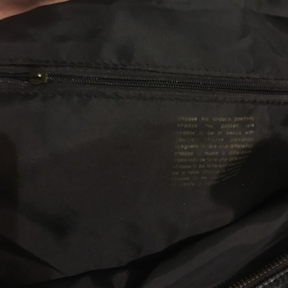 Matt & Nat Vegan Handbag - Picture 4 of 7