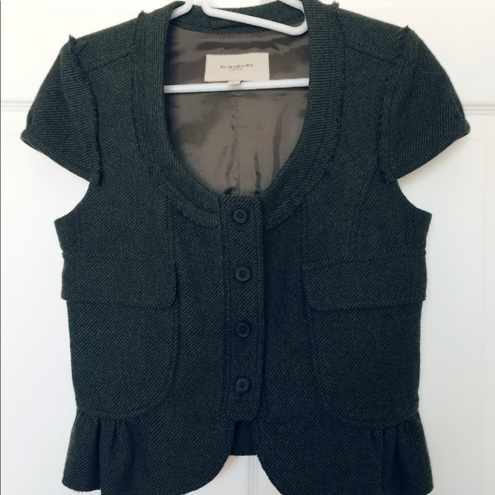 Burberry London short sleeves vest size 4-6