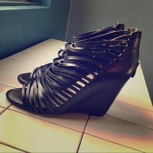 Vince Camuto Zeplin Caged Leather Wedge Sandal 10