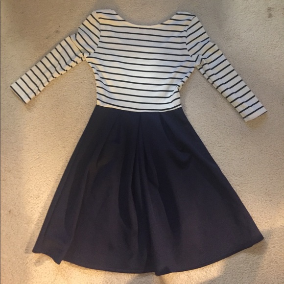 Charlotte Russe striped dress - Picture 3 of 3