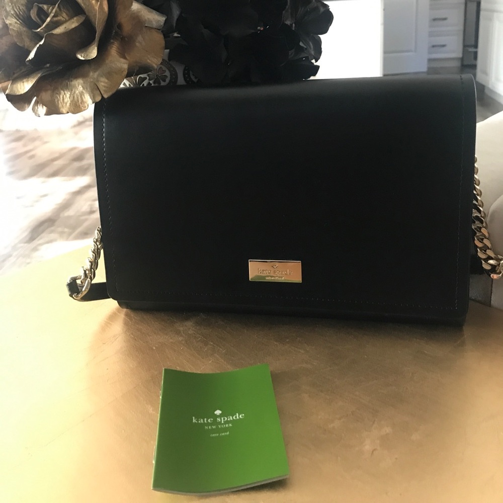 Kate Spade Purse - Picture 2 of 8