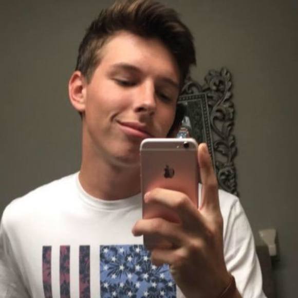 Meet your Posher, Stephen - Picture 1 of 1