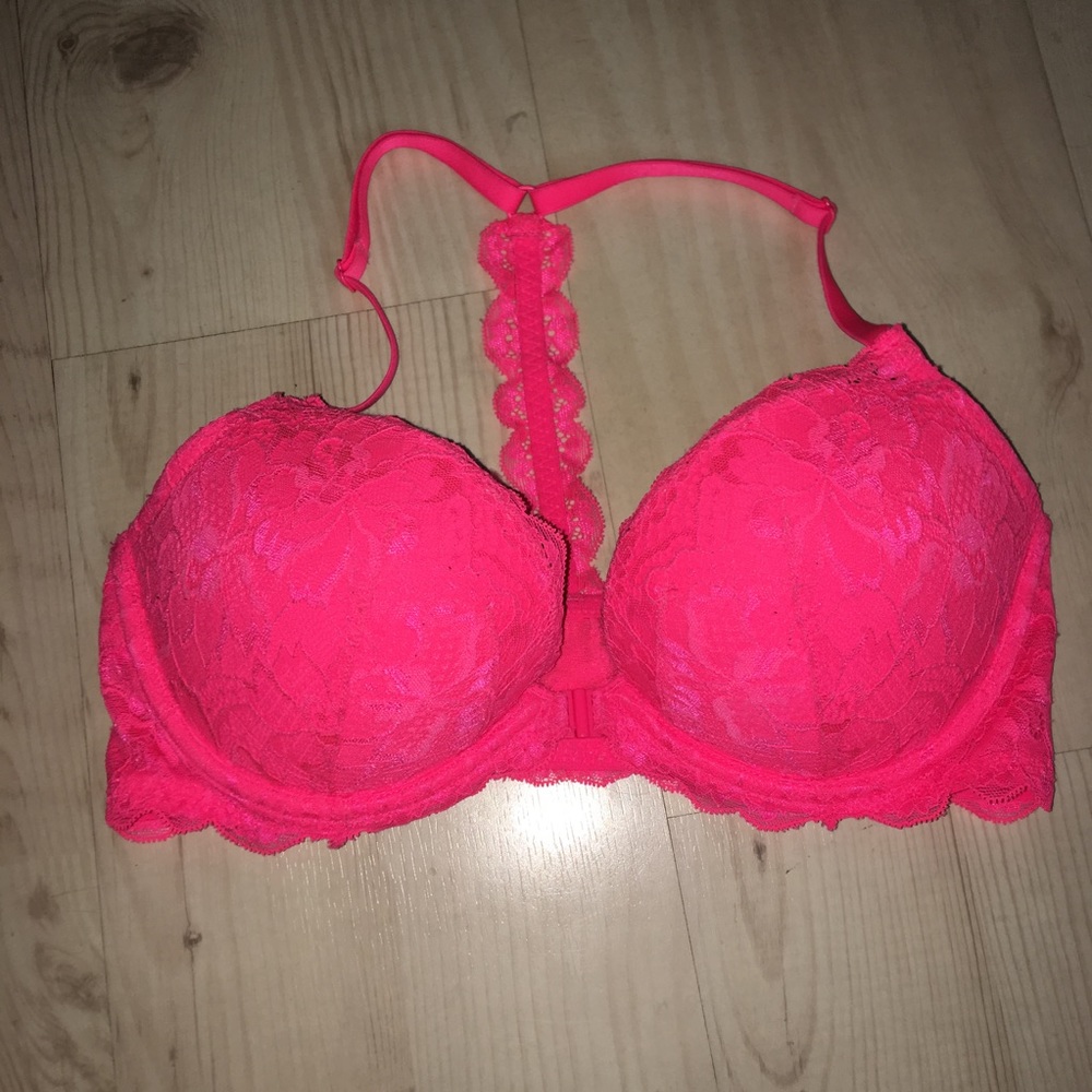 VS PINK BRA
