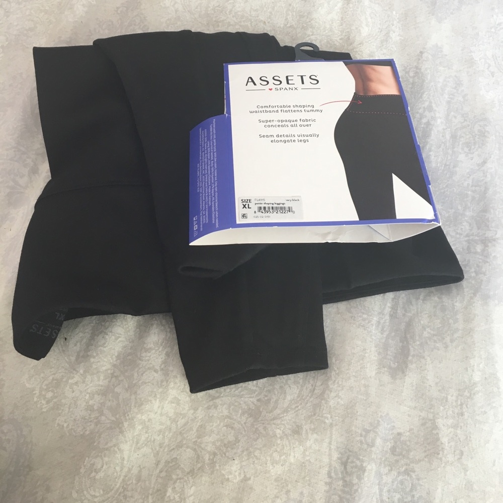 Assests spanx size xl