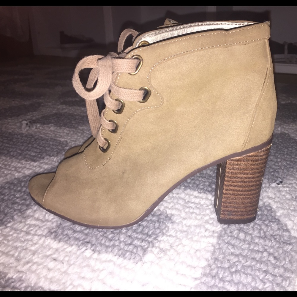 Open toe ankle bootie