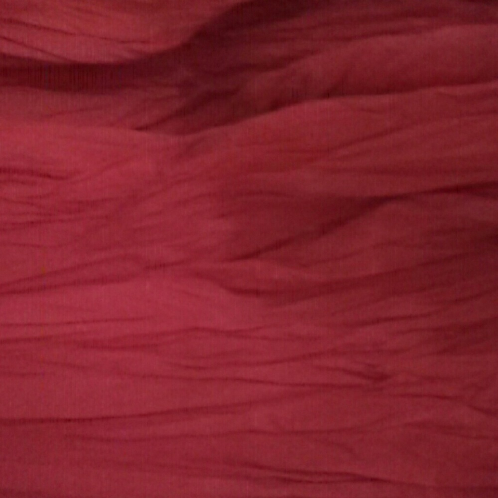 Clothes - Picture 2 of 4