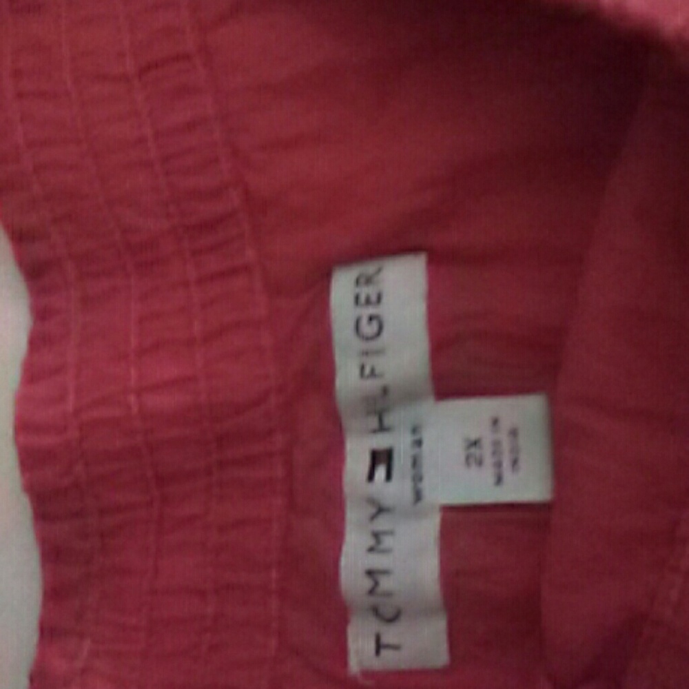 Clothes - Picture 4 of 4