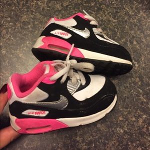 Toddler Nike Air Max size 5
