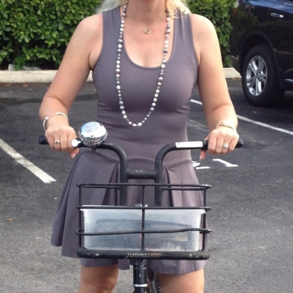 grey dress