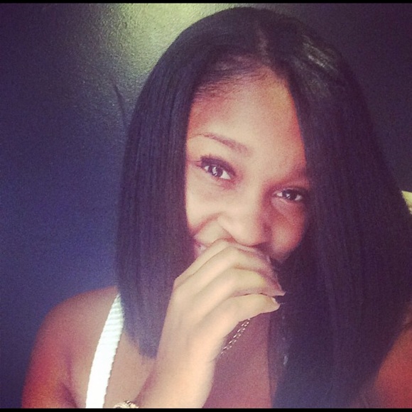 Meet your Posher, Pascale - Picture 1 of 1