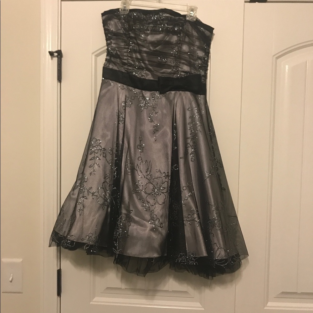 Black Strapless Homecoming Dress