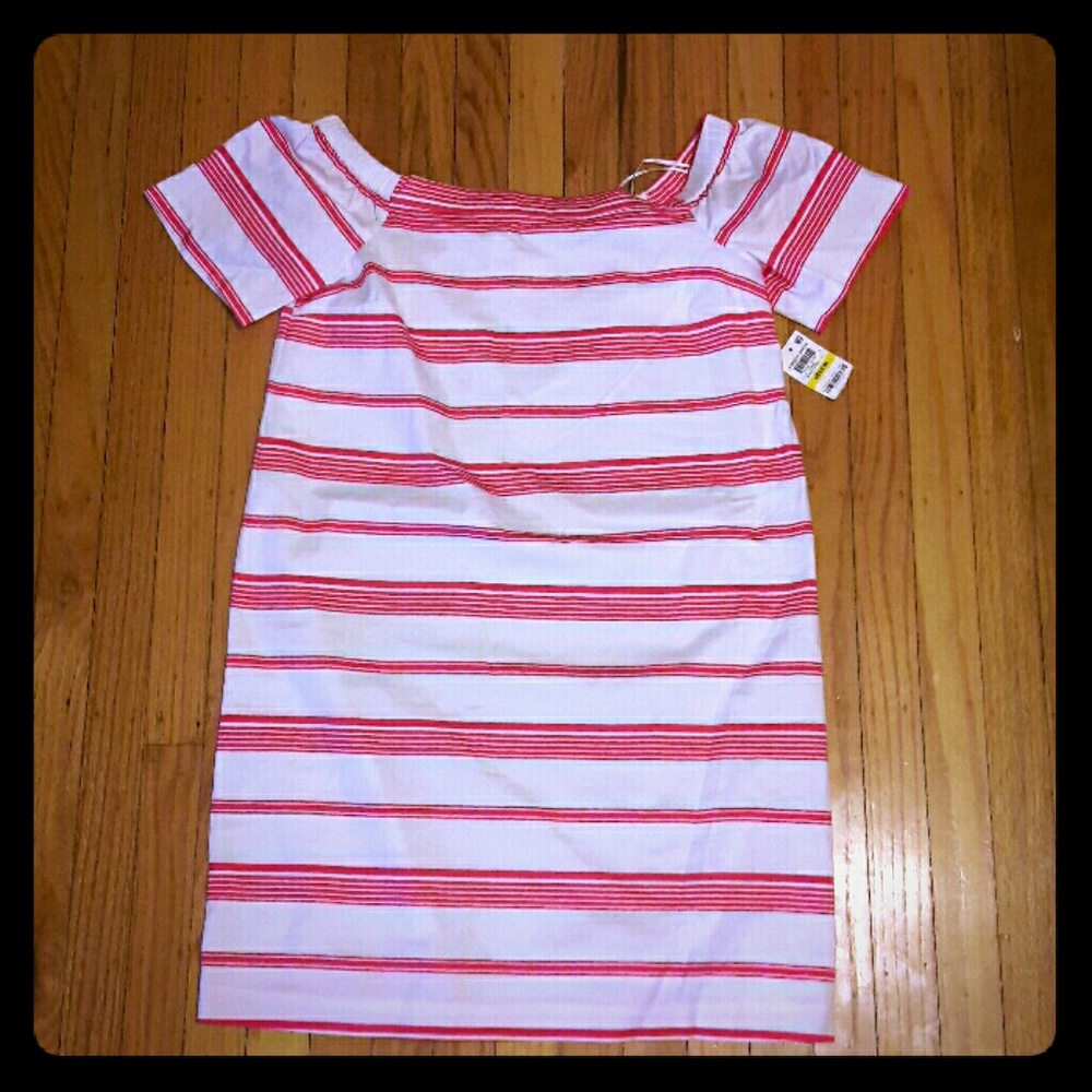 BRAND NEW: Off-the-shoulder dress