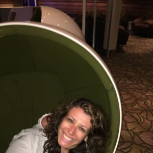 Meet your Posher, Alina