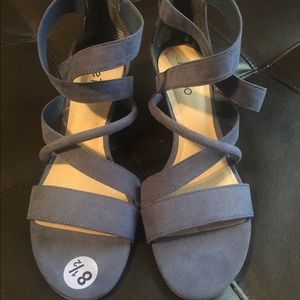 Suede blue mini wedges