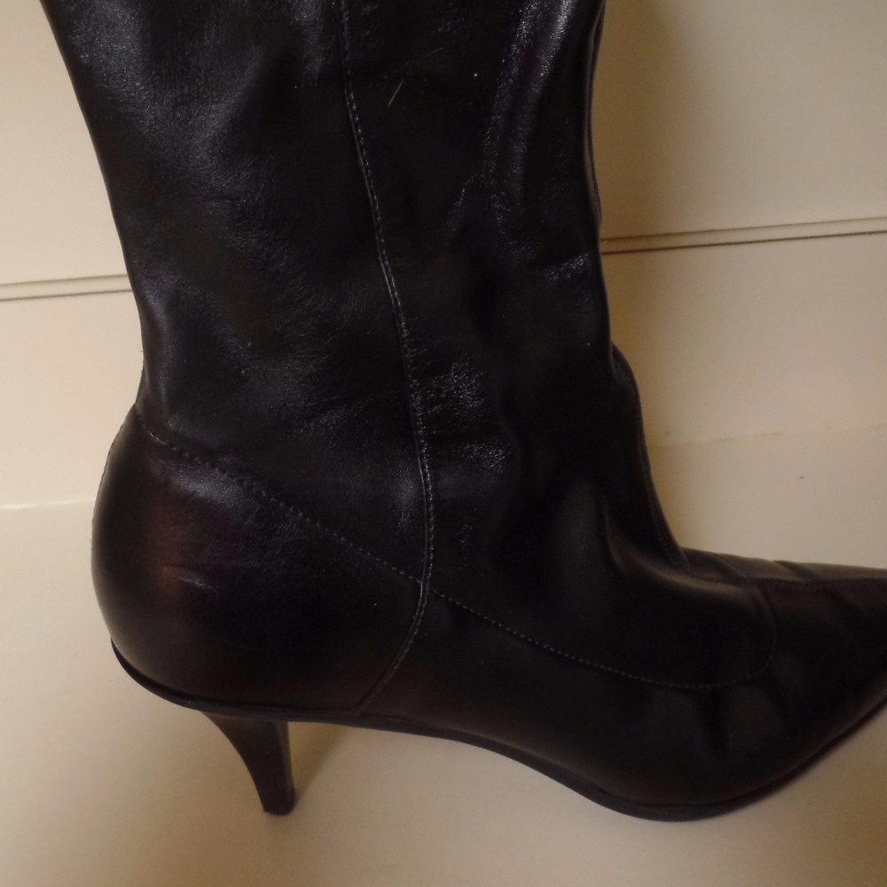 Knee High Kitten Heel Black Leather Stretchy Boots Gem