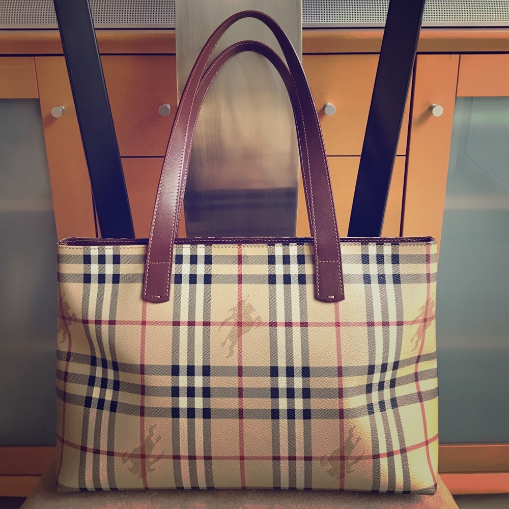 Burberry Signature Print Leather Tote