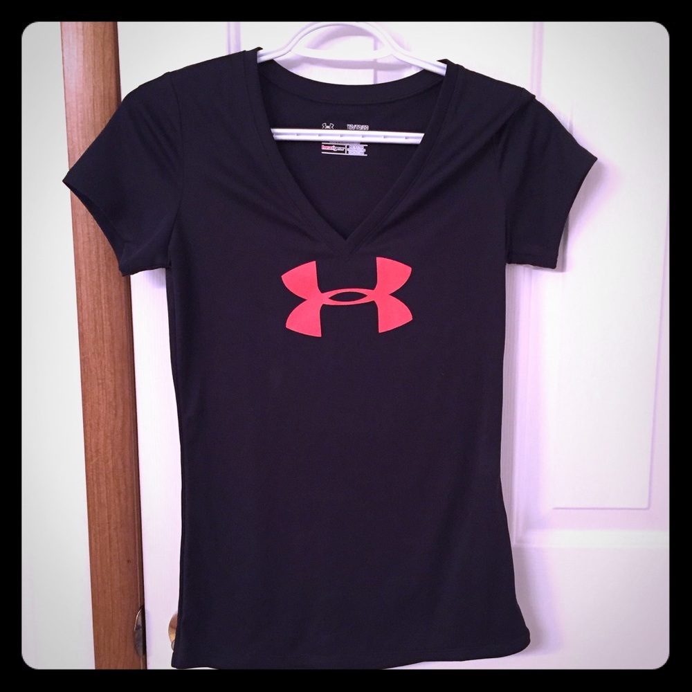 Brand NWOT Under Armour shirt