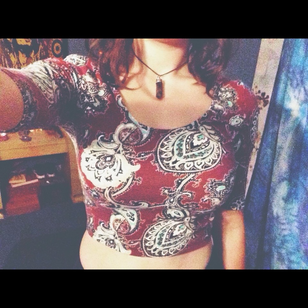 Maroon paisley crop top