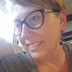 Meet your Posher, Robyn