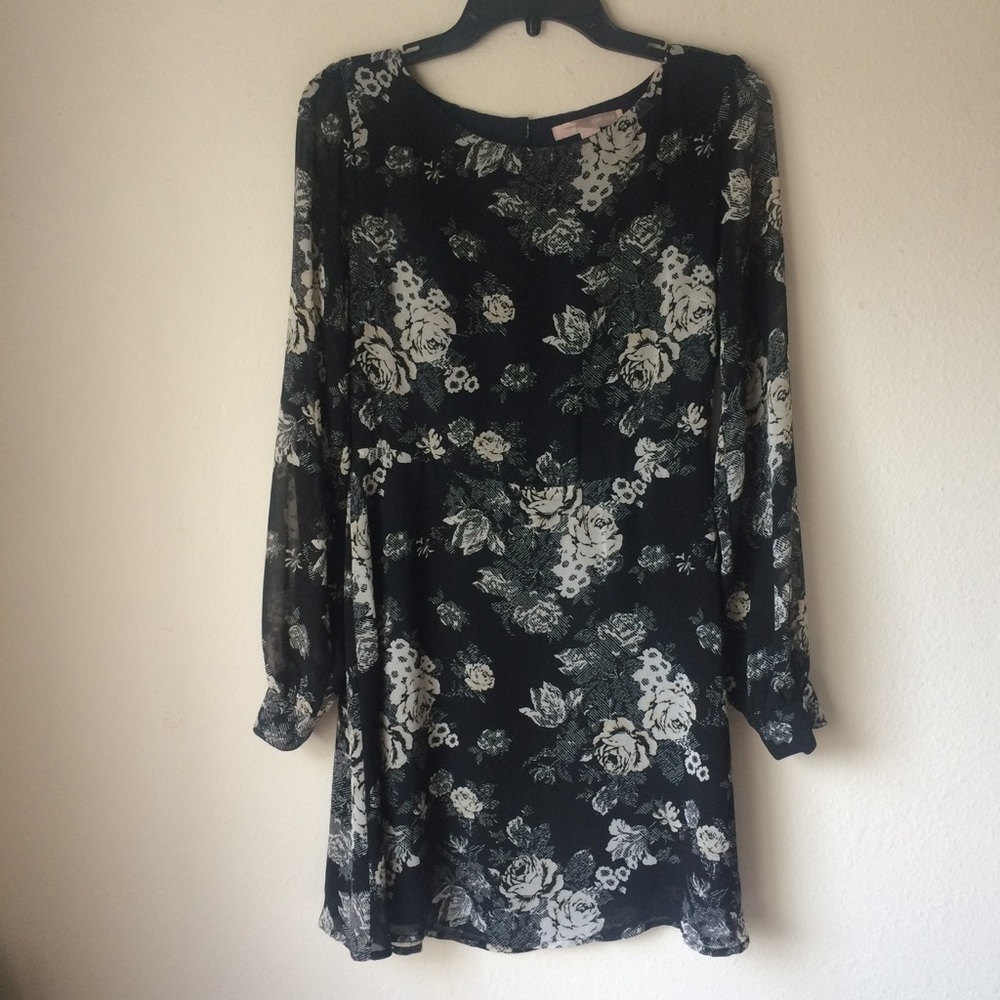 Forever 21 Floral Open Back Dress