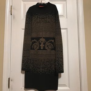 Gold and black party dress😍