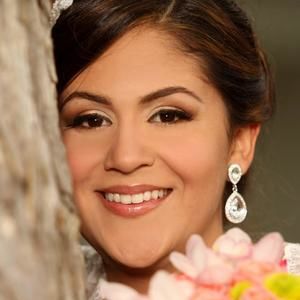 Meet your Posher, Beatriz