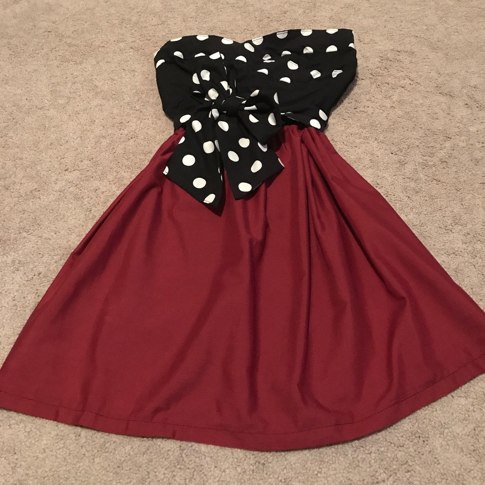 Strapless dress
