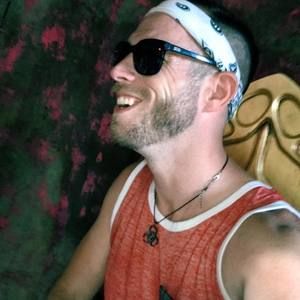 Meet your Posher, Stephen