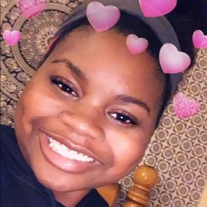 Meet your Posher, Troi