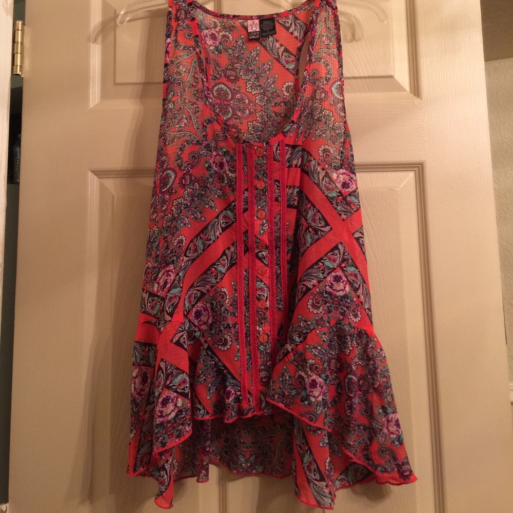 Stunning Coral Tank with paisley/floral design