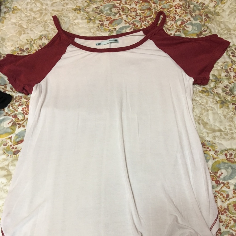 Maurice's Cold shoulder top