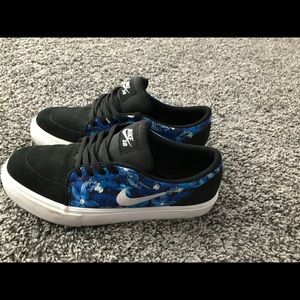 Nike SB sneakers