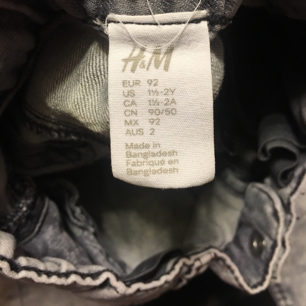 Clothes - Picture 2 of 3