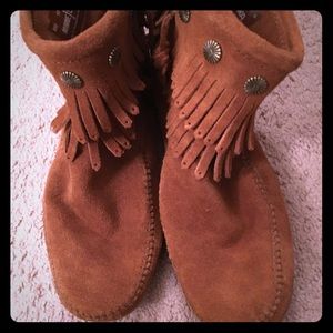 Minnetonka short boots