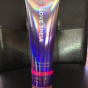 Victoria Secret Shimmering Body Lotion