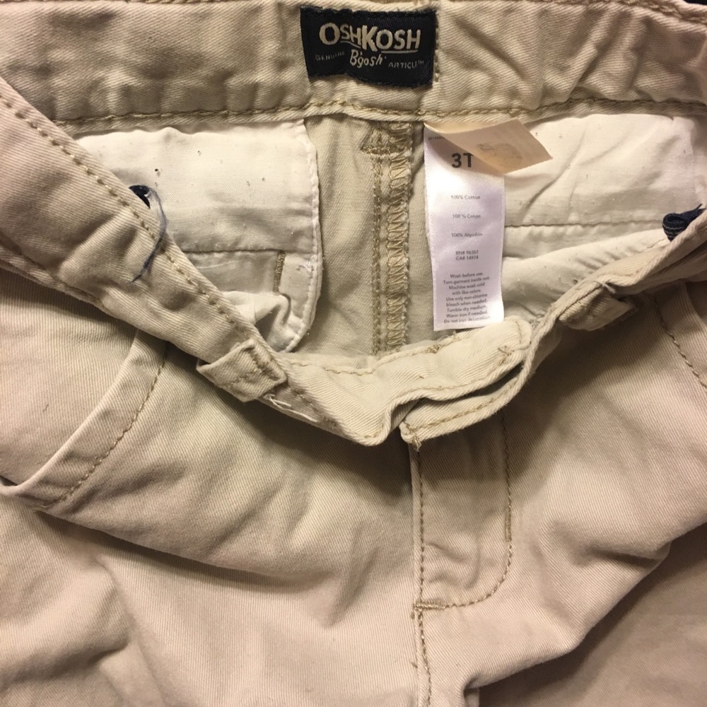 Clothes - Picture 2 of 3