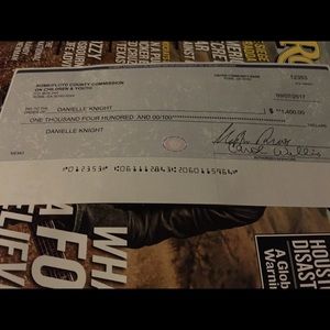 This is not a sale sellers BEWARE OF FRAUD