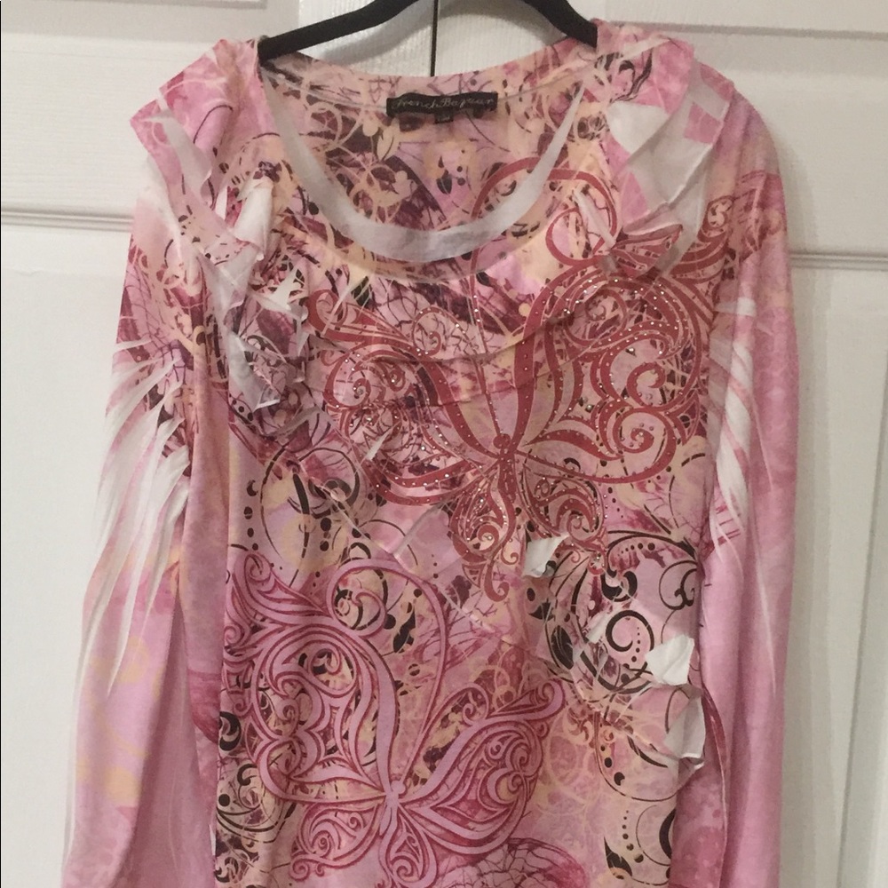 VGUC BEAUTIFUL PINK BLOUSE WITH RUFFLED NECKLINE